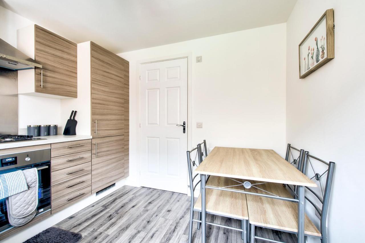 2-bedroom With Private Garden & Parking Сasa de vacaciones Edimburgo